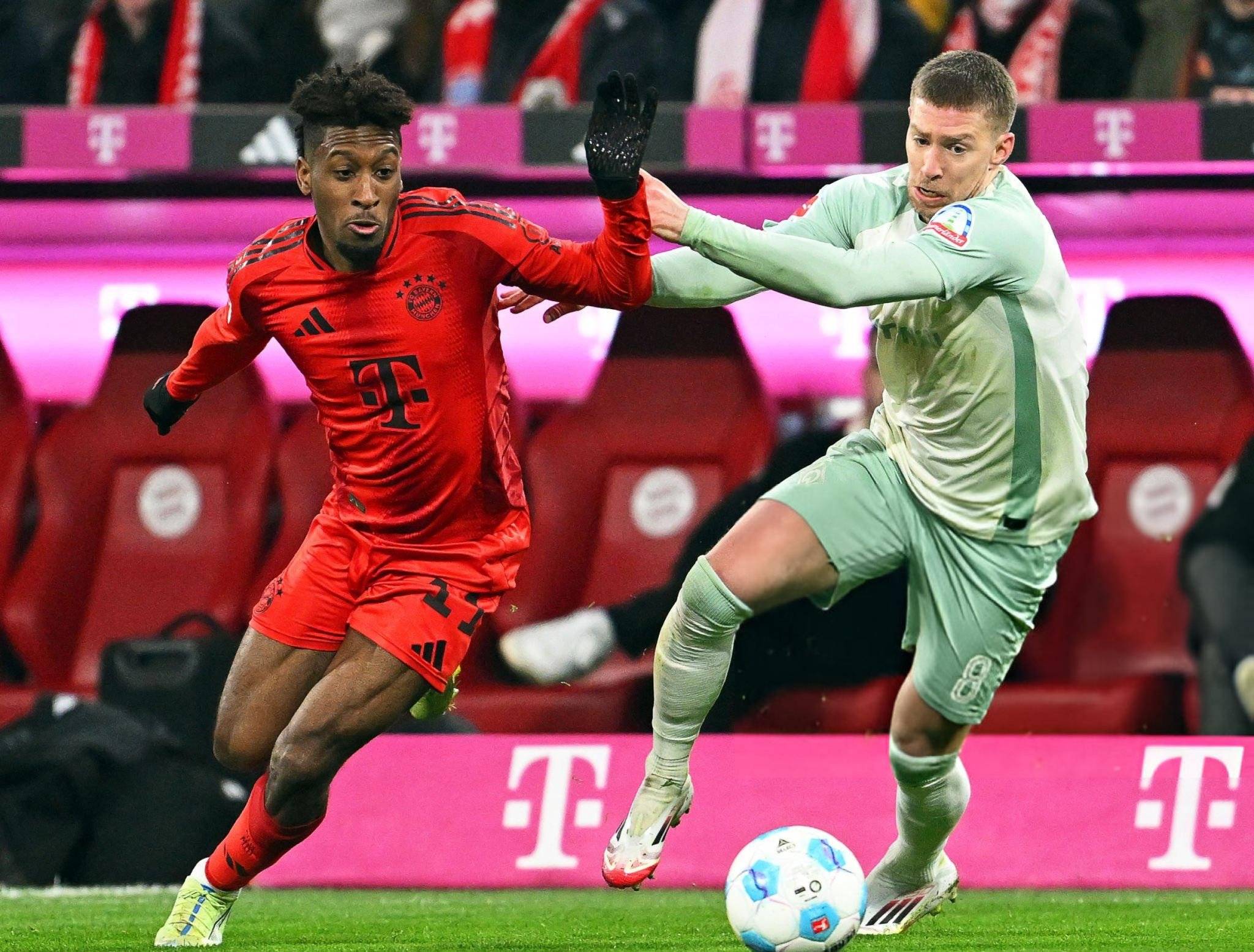 乐鱼-凯恩迎来五赛季出色发挥，TES观众热烈欢呼！引发球迷热议-乐鱼