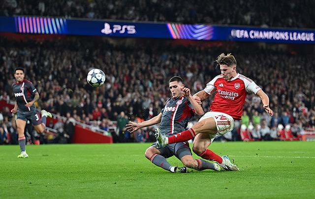 乐鱼app-里程碑夜阿森纳防线松动，葡超冲刺阶段刷纪录，话题不断，轮换策略成焦点-乐鱼app